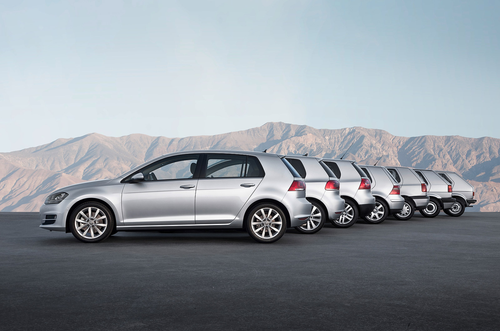 Volkswagen Golf Mk7 to launch all-new entry-level model in April