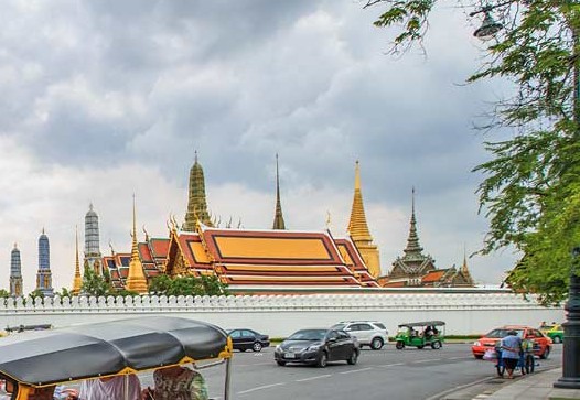 Top 3 Tourist Destinations to Check Out with a Car Rental in Bangkok